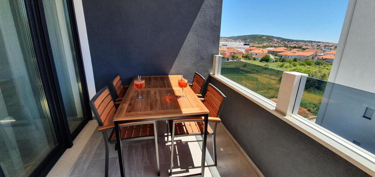 Apartments Elite Трогир Екстериор снимка